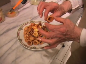Lire la suite à propos de l’article Mini cornets feuilletés « Cornettos »