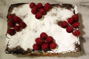 Lire la suite à propos de l’article Framboisier au chocolat